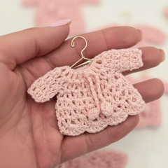 Mini Crochet Pink Party Gifts - Set of 6 Party Favors for Baby Shower Mini Sweater with Drawstrings