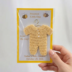 Bee Baby Shower Favors Set of 6 | Mini Crochet Yellow Onesie on 4x6 Custom Card | Personalized Guest Gifts | Gender Neutral Favor