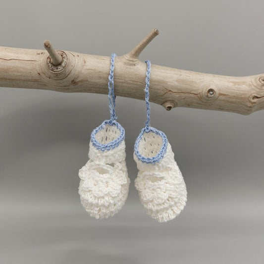 Mini Crochet Baby Booties, Baby Shoe Favors, Party favors and decor - 6 Pairs