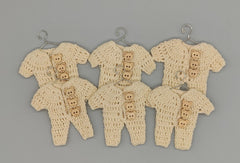 Set of 6 - Baby Cream Crochet Onesie with Wooden Teddy Bear Buttons, Baby shower, Baby welcome favors, Crochet mini outfit