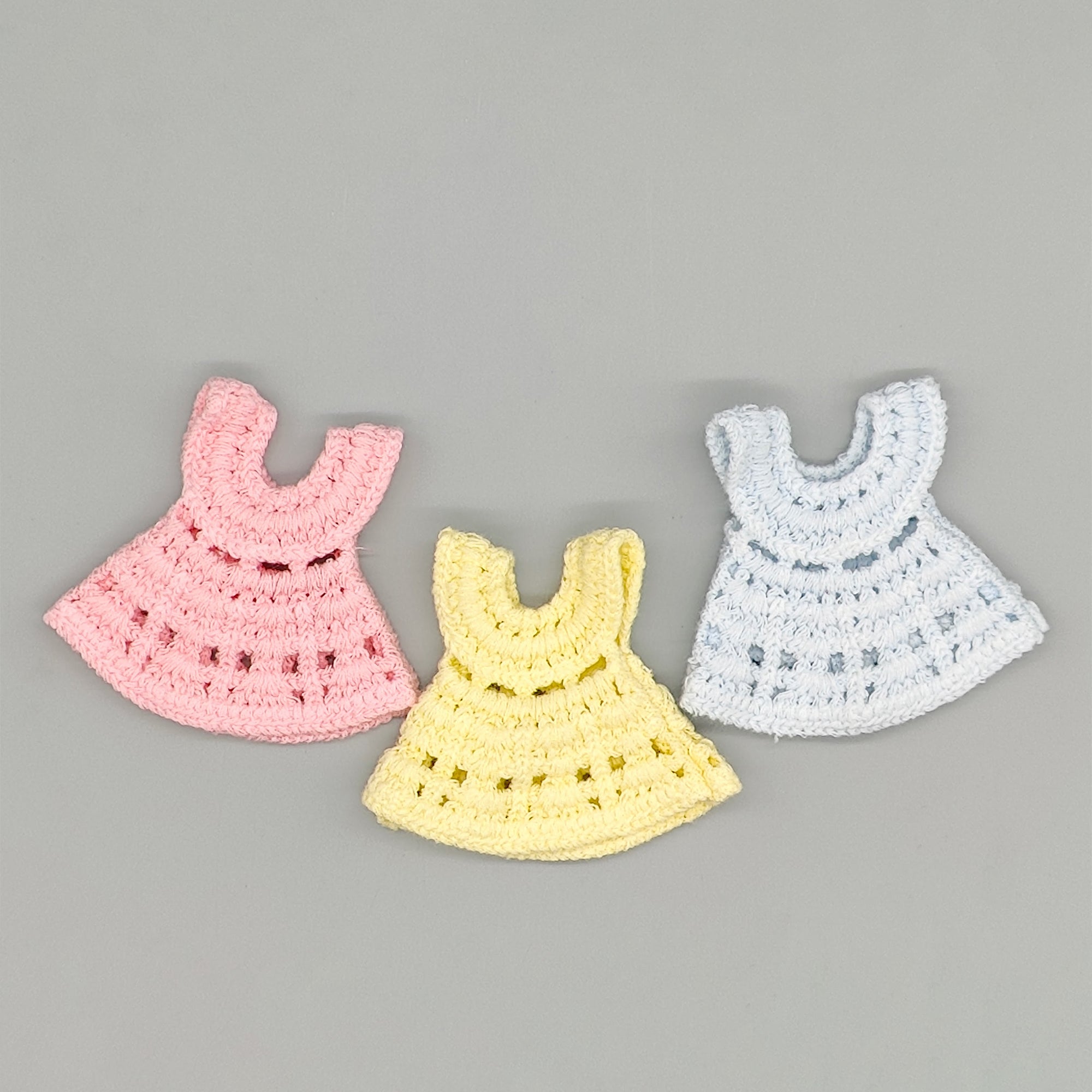 Set of 6 Mini Crochet Dress Favors – Baby Shower Keepsakes, Hangers