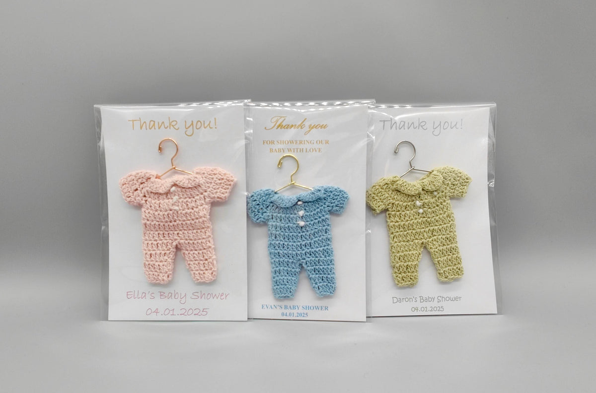 Baby Shower Favor with Custom Name & Date, Crochet Baby Favor with Hanger, Personalized Card w/ Color Choice. Ships Fast and Free! Set of 6