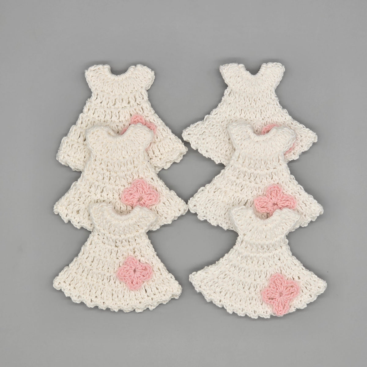 Set of 6 - White crochet Baby Dress with Pink Flower, Baby shower favors, Baby Pink, Baby welcome, Crochet mini dress, quinceanera communion