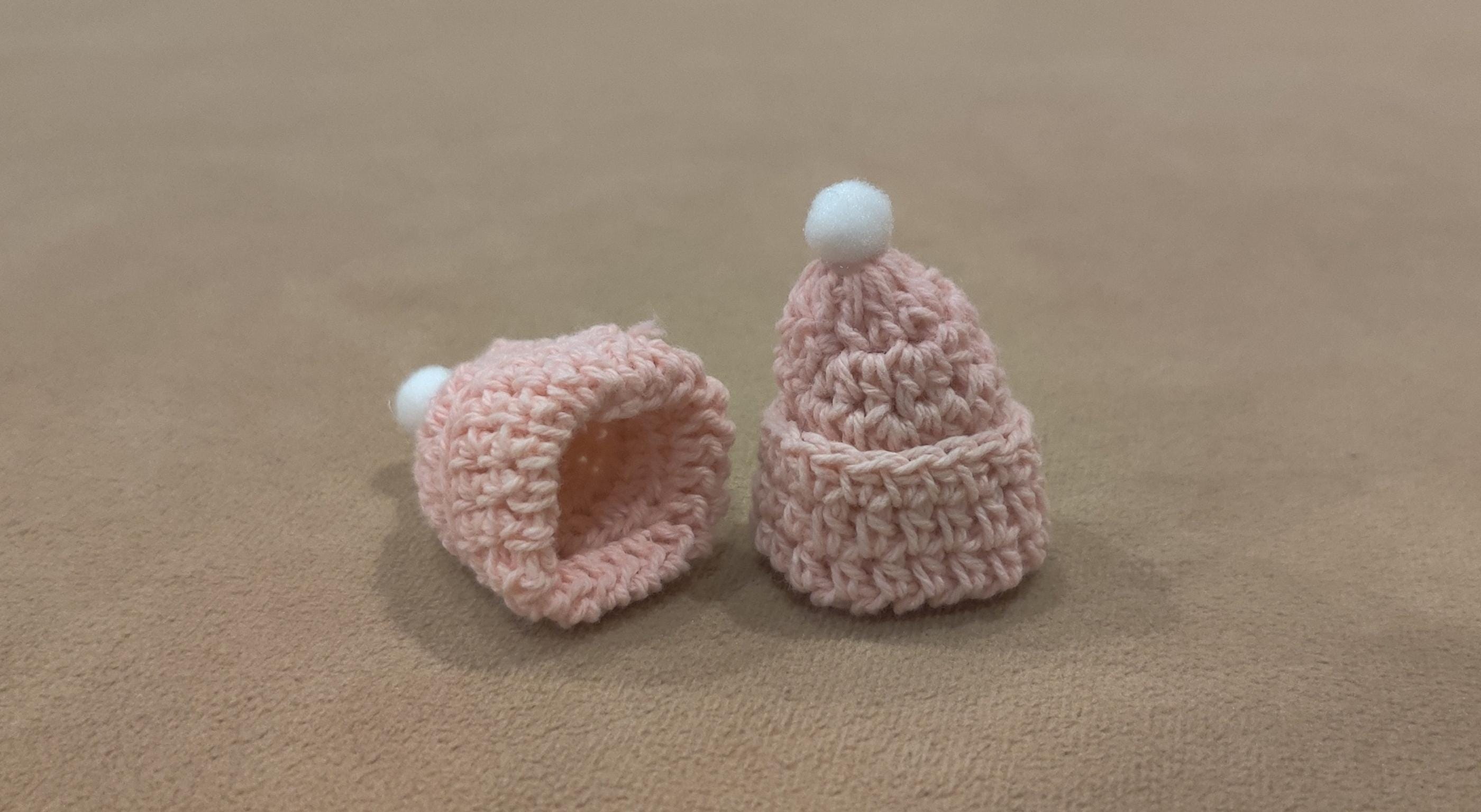 Baby Pink Mini Crochet Beanie, Mini Beanie Favors, Baby Shower Favors, Mini Hat, Baby Welcome Favors, Knit Favors, Crochet Favors, Set of 6