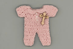 Set of 6 Personalized Pink Crochet Baby Favors with Egraved Charm – Baby Shower & Baptism
